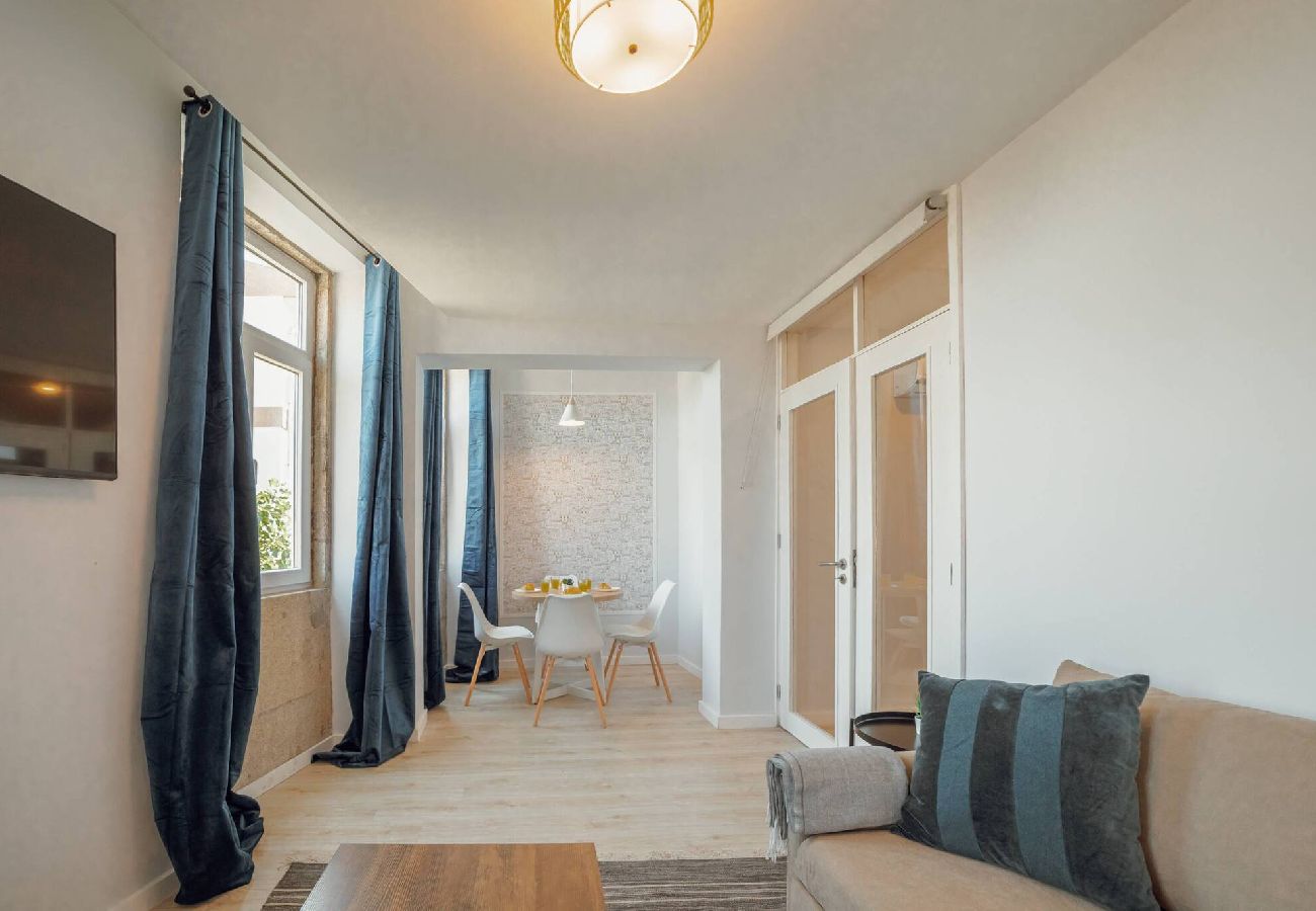 House in Porto - Alegria Duplex by Hosty