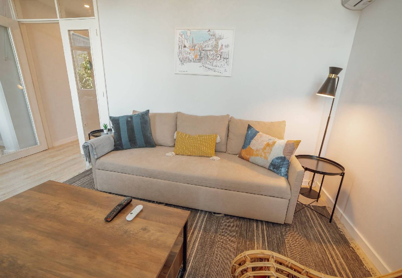 House in Porto - Alegria Duplex by Hosty