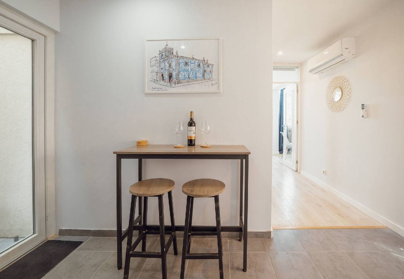 House in Porto - Alegria Duplex by Hosty