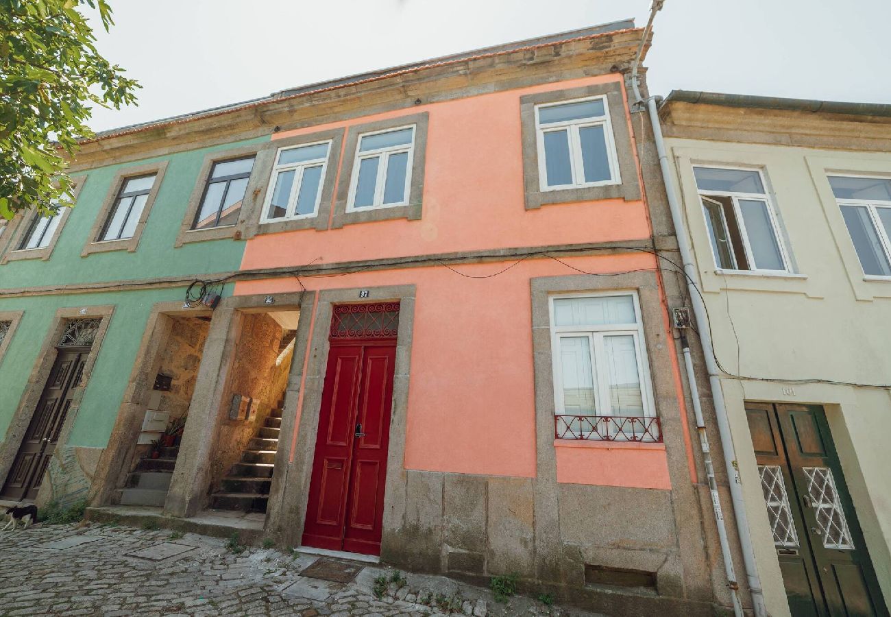 House in Porto - Alegria Duplex by Hosty