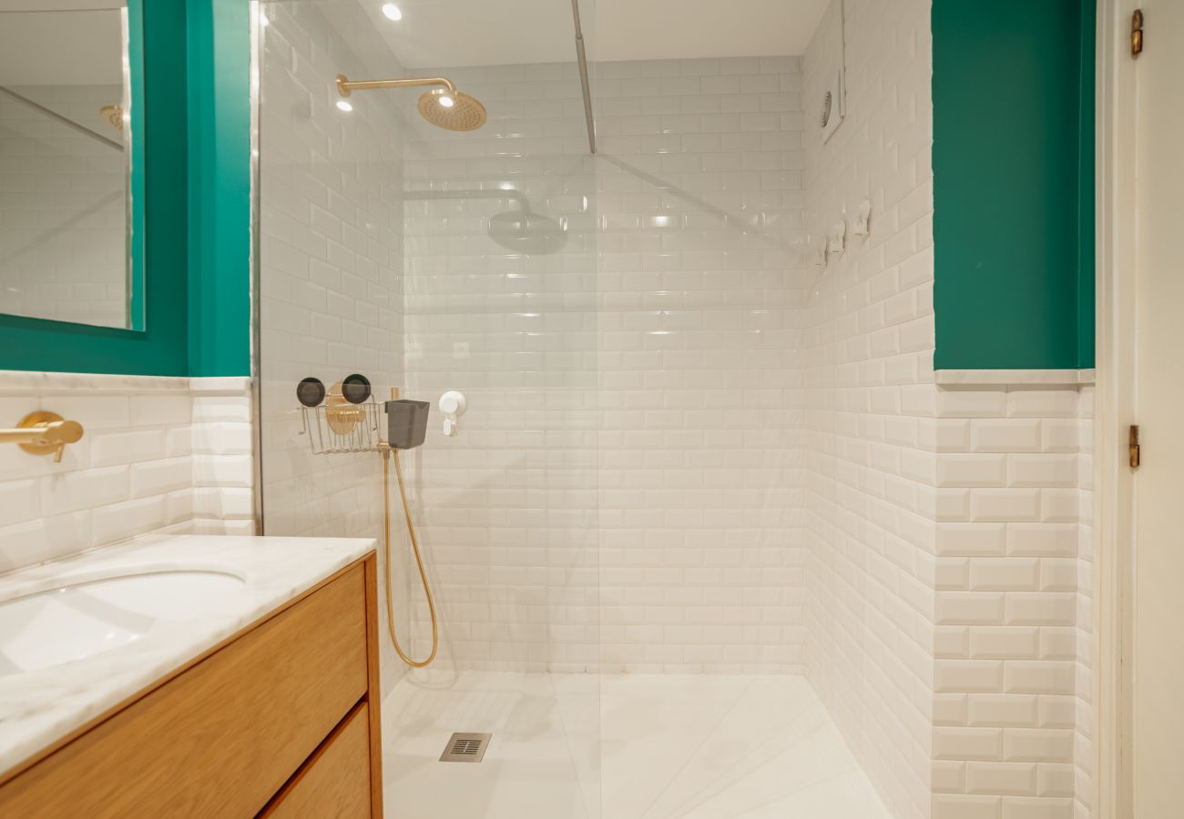 Apartment in Porto - Bright Deluxe by Hosty