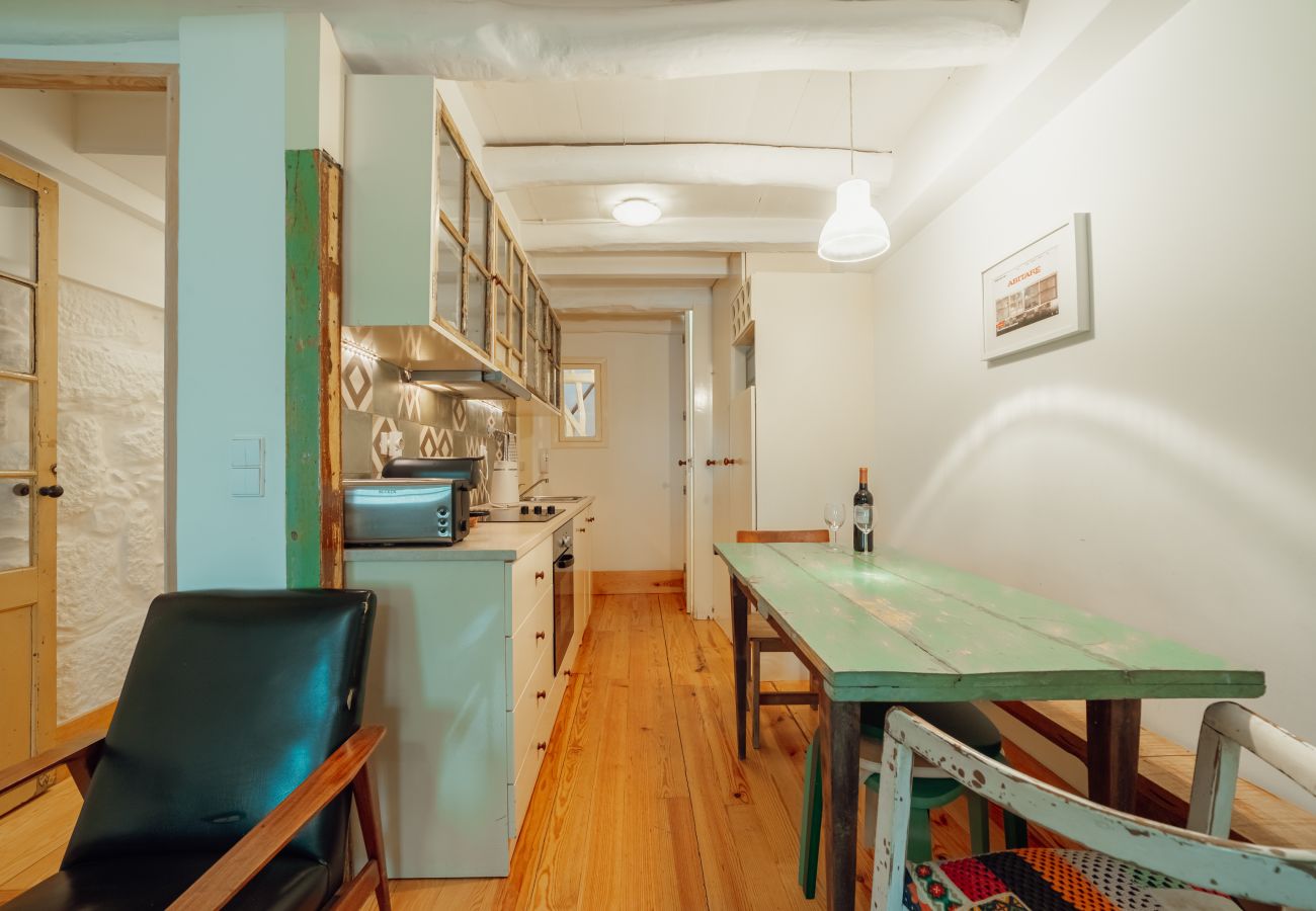 Apartment in Porto - Historical Duplex with Terrace by Hosty