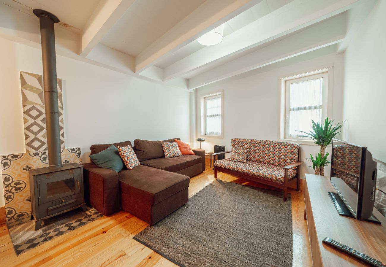 Apartment in Porto - Historical Duplex with Terrace by Hosty