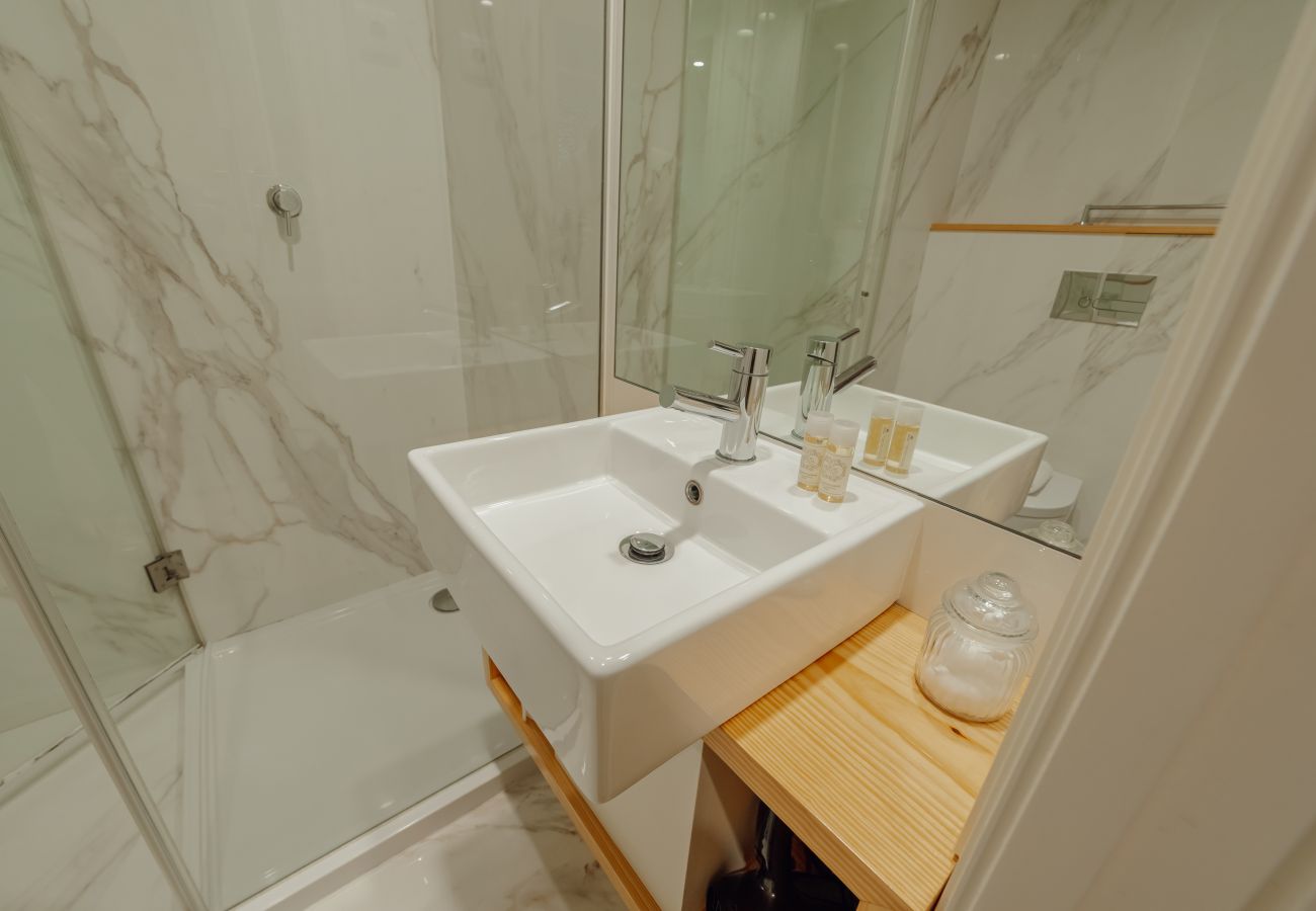Rent by room in Porto - Boutique Suite Music by Hosty