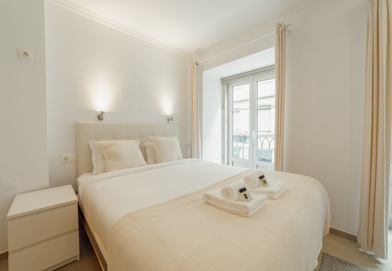 Rent by room in Lisbon - Downtown Lisbon Suite 101 by Hosty