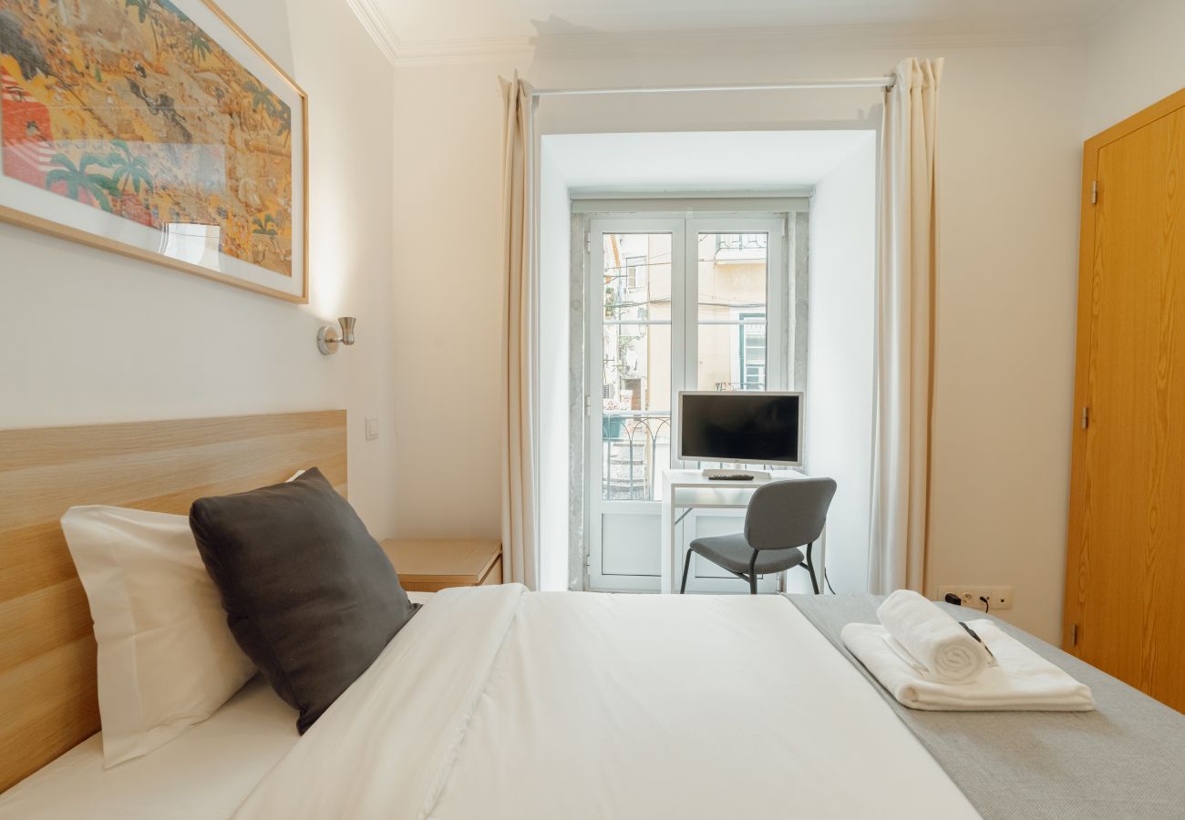 Rent by room in Lisbon - Downtown Lisbon Suite 102 by Hosty