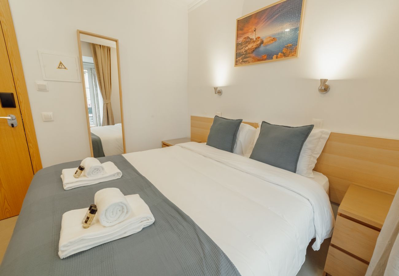 Rent by room in Lisbon - Downtown Lisbon Suite 103 by Hosty