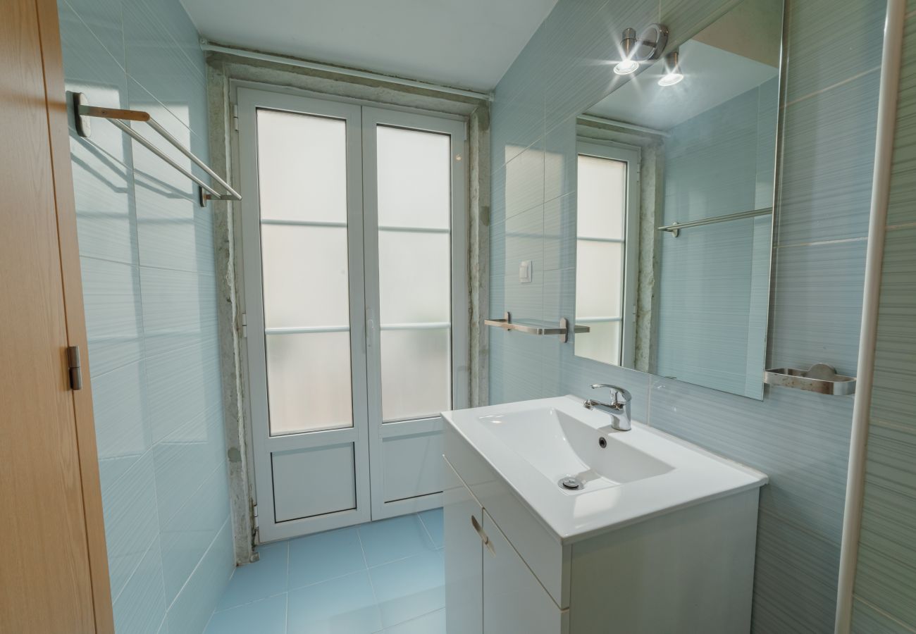 Rent by room in Lisbon - Downtown Lisbon Suite 103 by Hosty