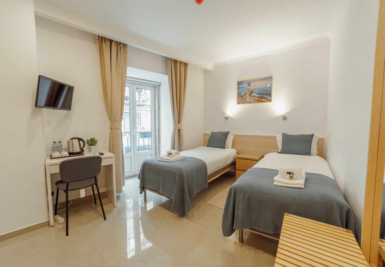 Rent by room in Lisbon - Downtown Lisbon Suite 104 by Hosty