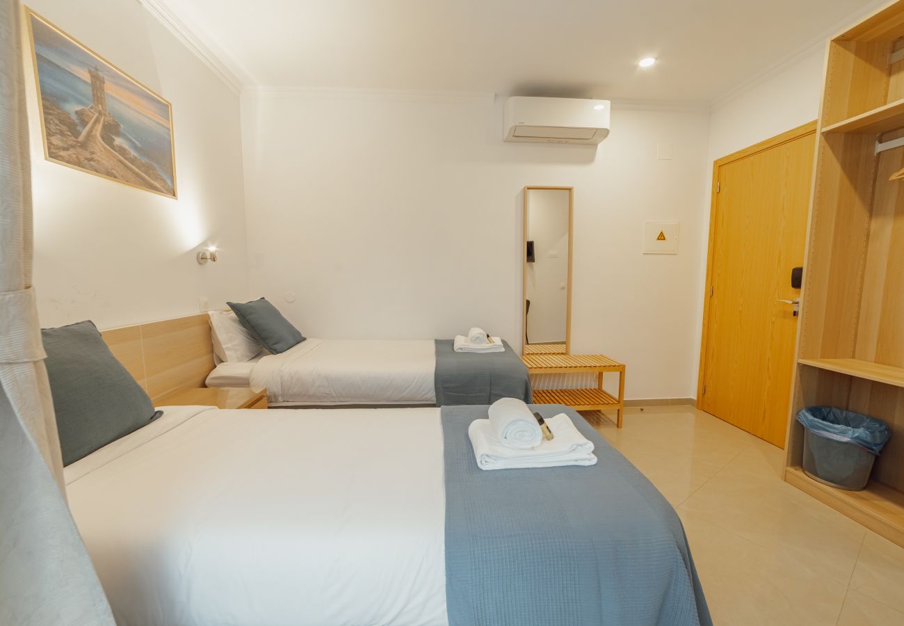 Rent by room in Lisbon - Downtown Lisbon Suite 104 by Hosty