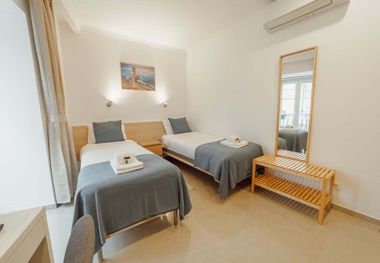 Rent by room in Lisbon - Downtown Lisbon Suite 104 by Hosty