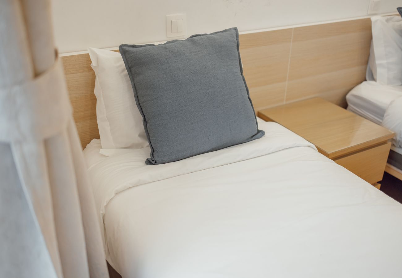 Rent by room in Lisbon - Downtown Lisbon Suite 104 by Hosty