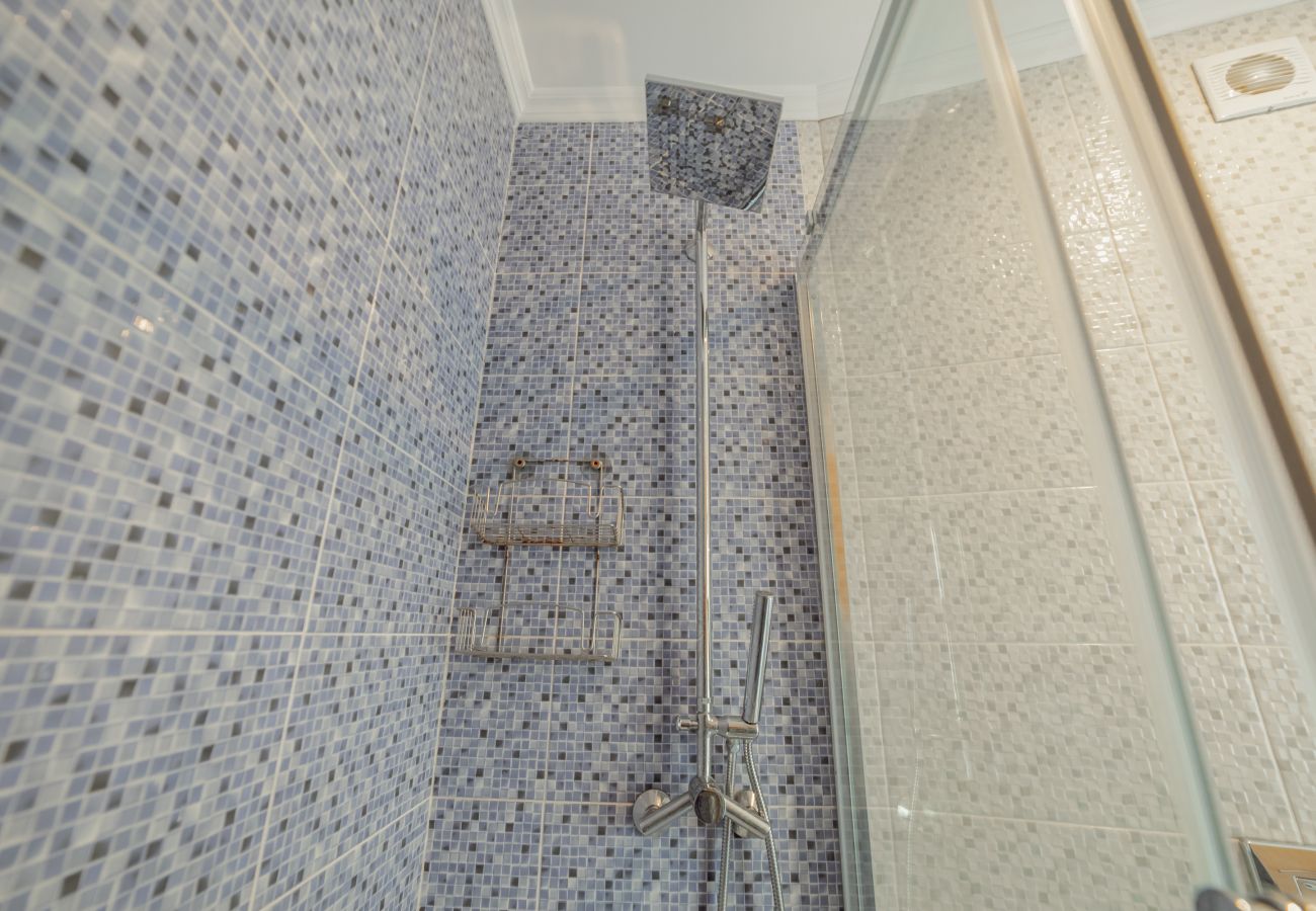Rent by room in Lisbon - Downtown Lisbon Suite 104 by Hosty