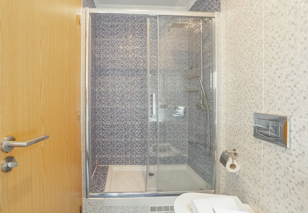 Rent by room in Lisbon - Downtown Lisbon Suite 104 by Hosty