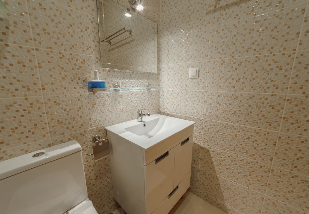 Rent by room in Lisbon - Downtown Lisbon Suite 105 by Hosty