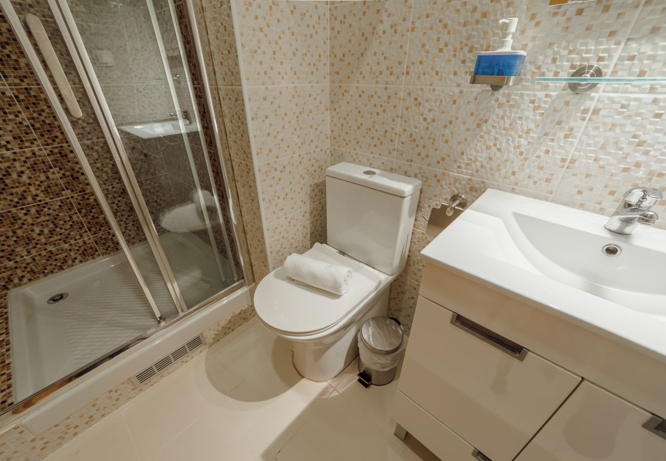 Rent by room in Lisbon - Downtown Lisbon Suite 105 by Hosty