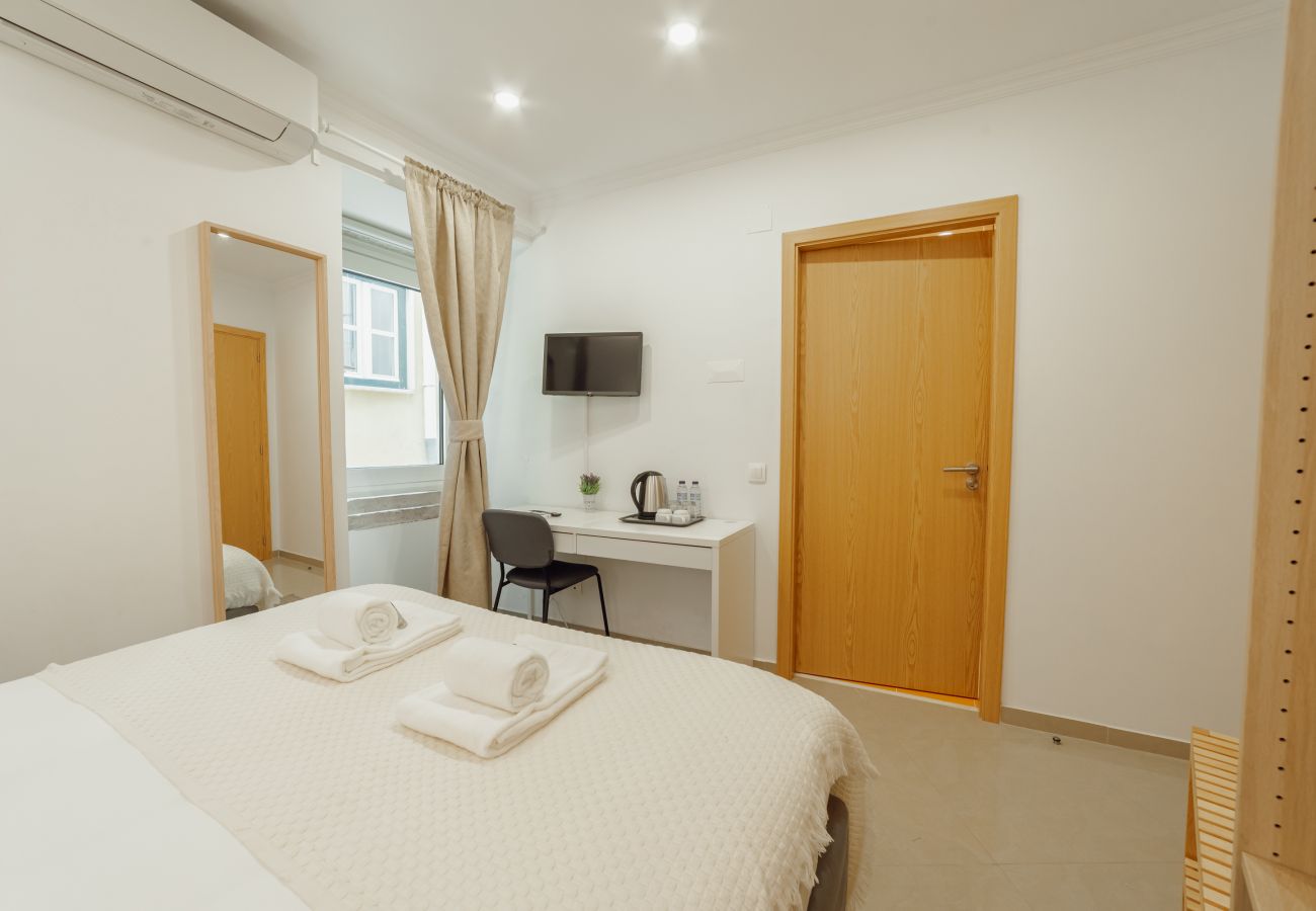 Rent by room in Lisbon - Downtown Lisbon Suite 106 by Hosty