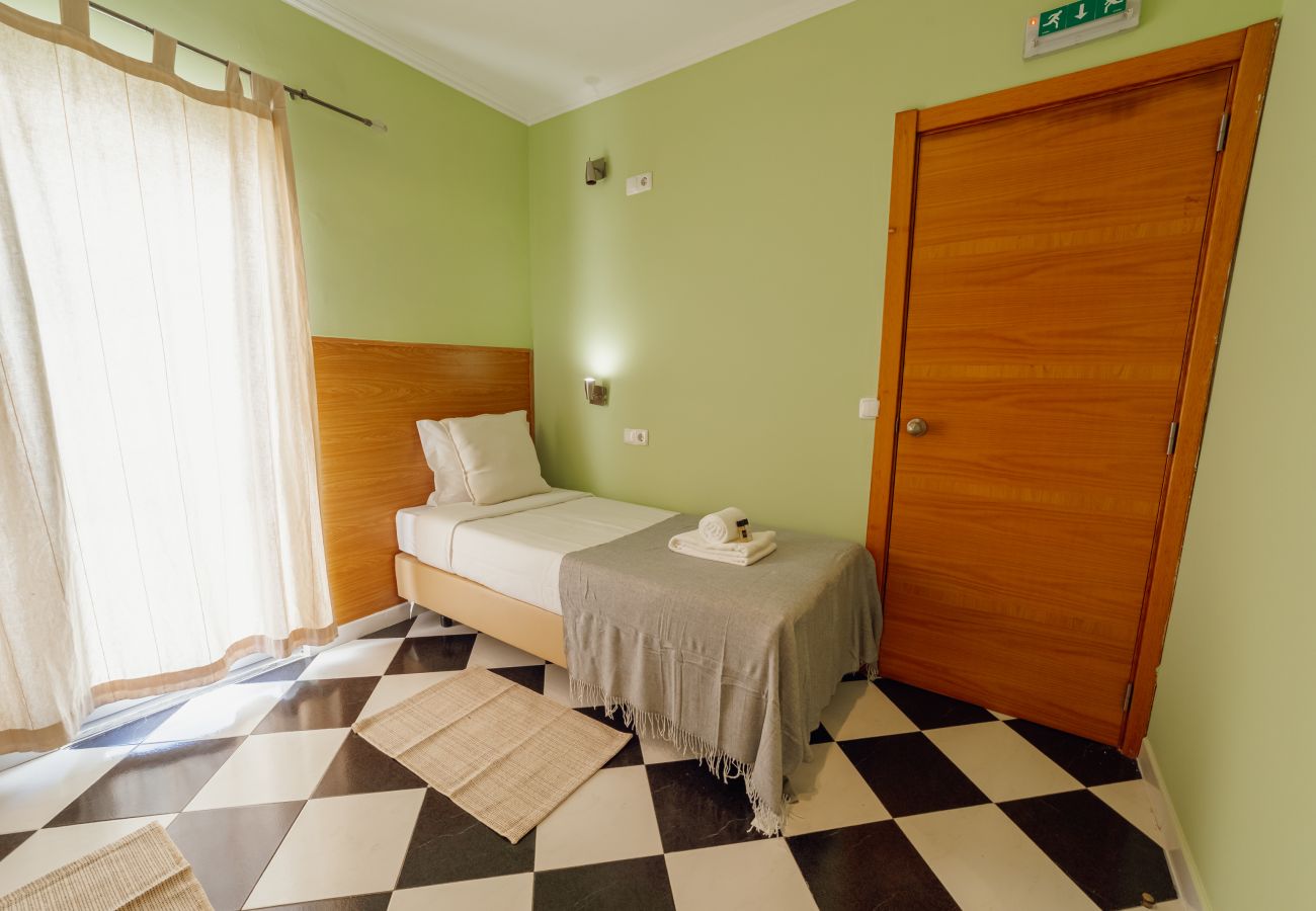 Rent by room in Lisbon - Rossio Suite 503 by Hosty