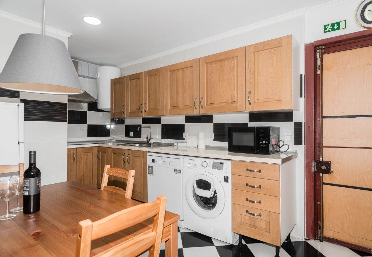 Apartment in Lisbon - Mouraria Central Apartment by Hosty