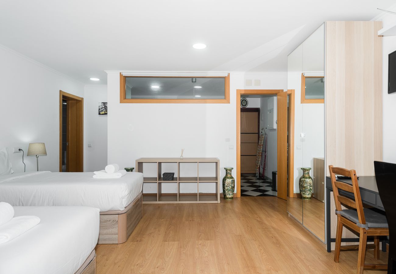 Apartment in Lisbon - Mouraria Central Apartment by Hosty