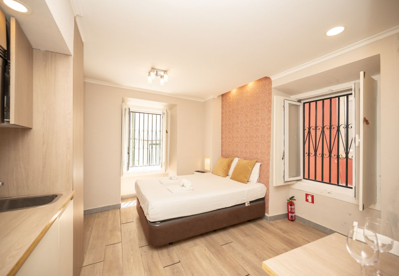 Studio in Lisbon - Alfama Stylish I by Hosty