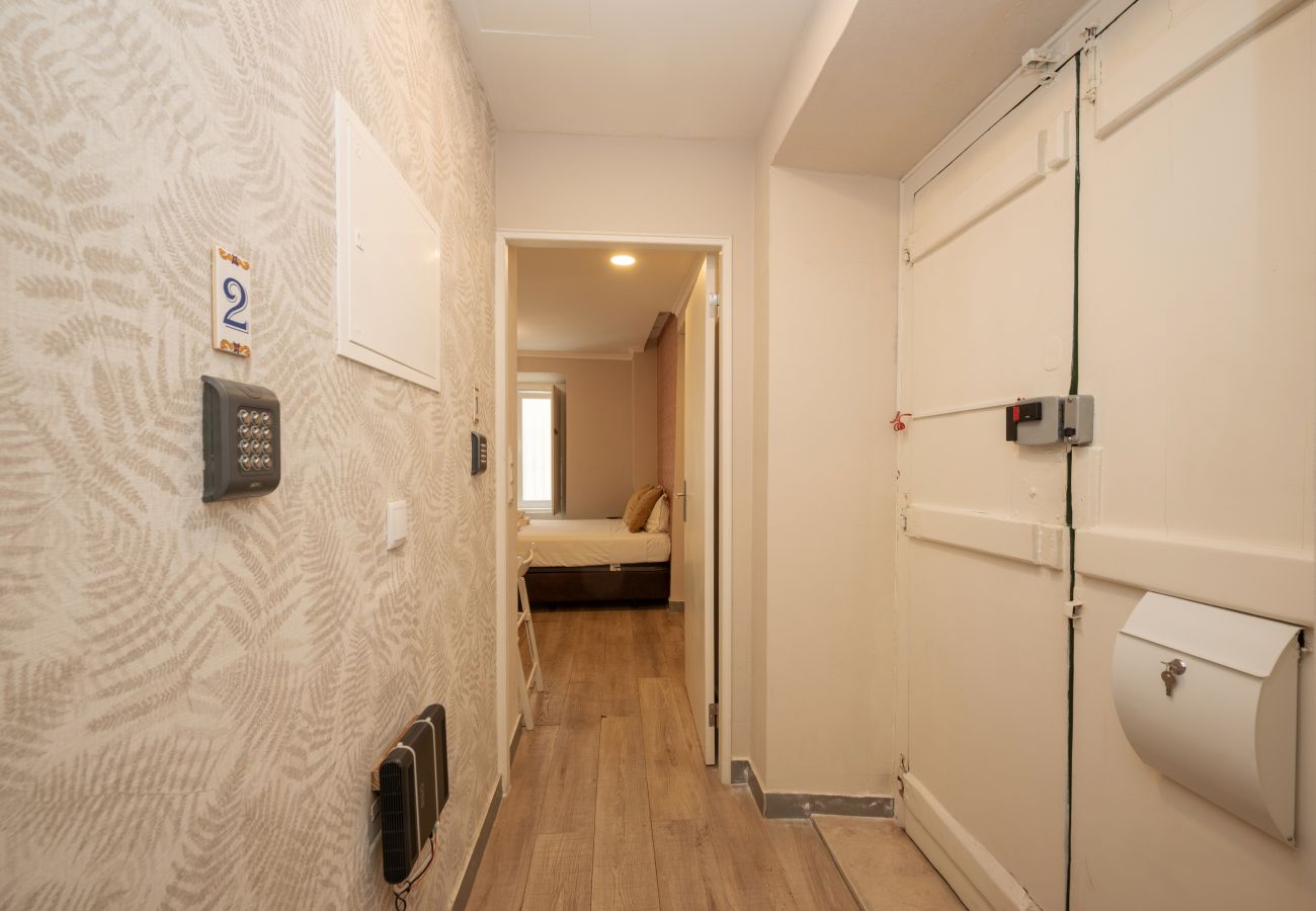 Studio in Lisbon - Alfama Stylish I by Hosty