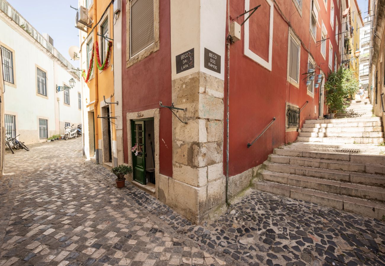 Studio in Lisbon - Alfama Stylish I by Hosty