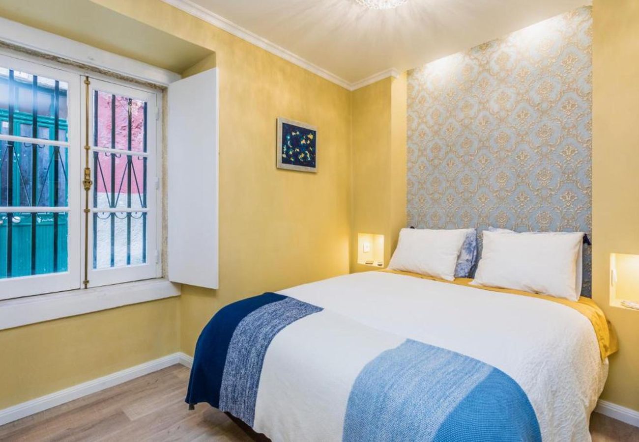 Studio in Lisbon - Alfama Stylish II by Hosty