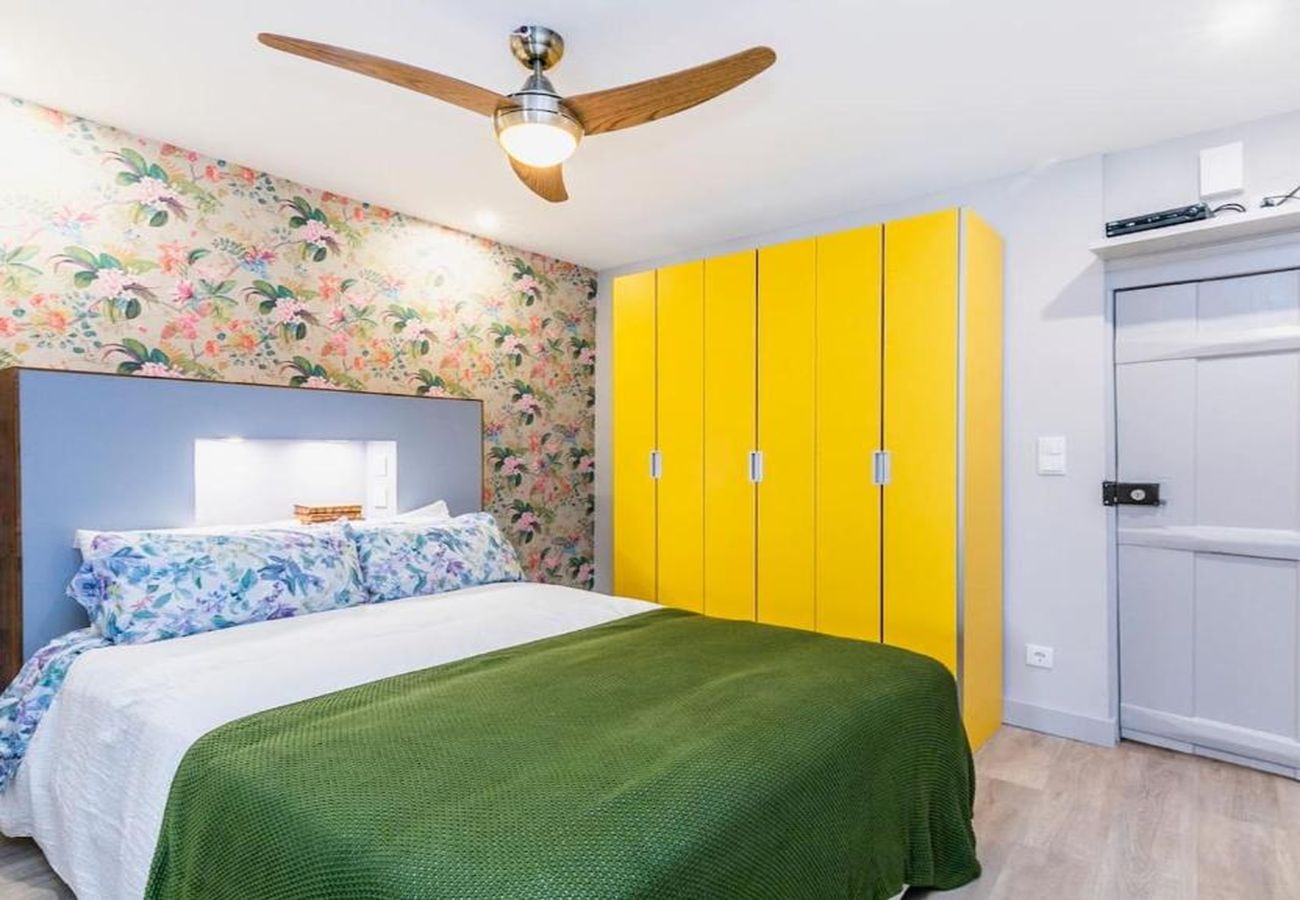 Studio in Lisbon - Bairro Alto Stylish II by Hosty