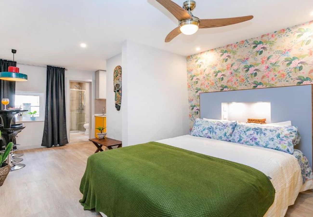 Studio in Lisbon - Bairro Alto Stylish II by Hosty
