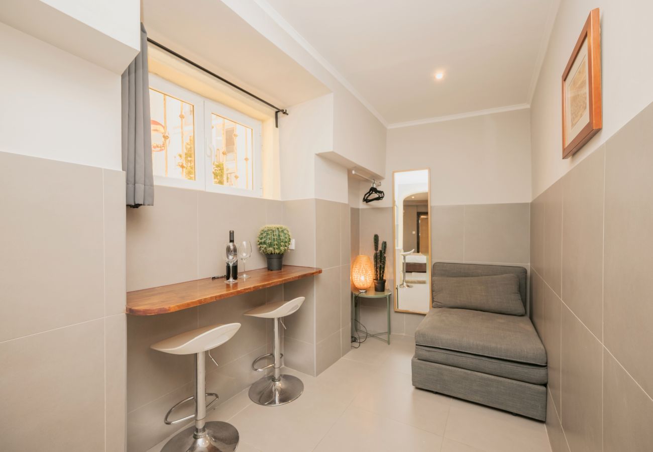 Studio in Lisbon - Downtown Typical by Hosty