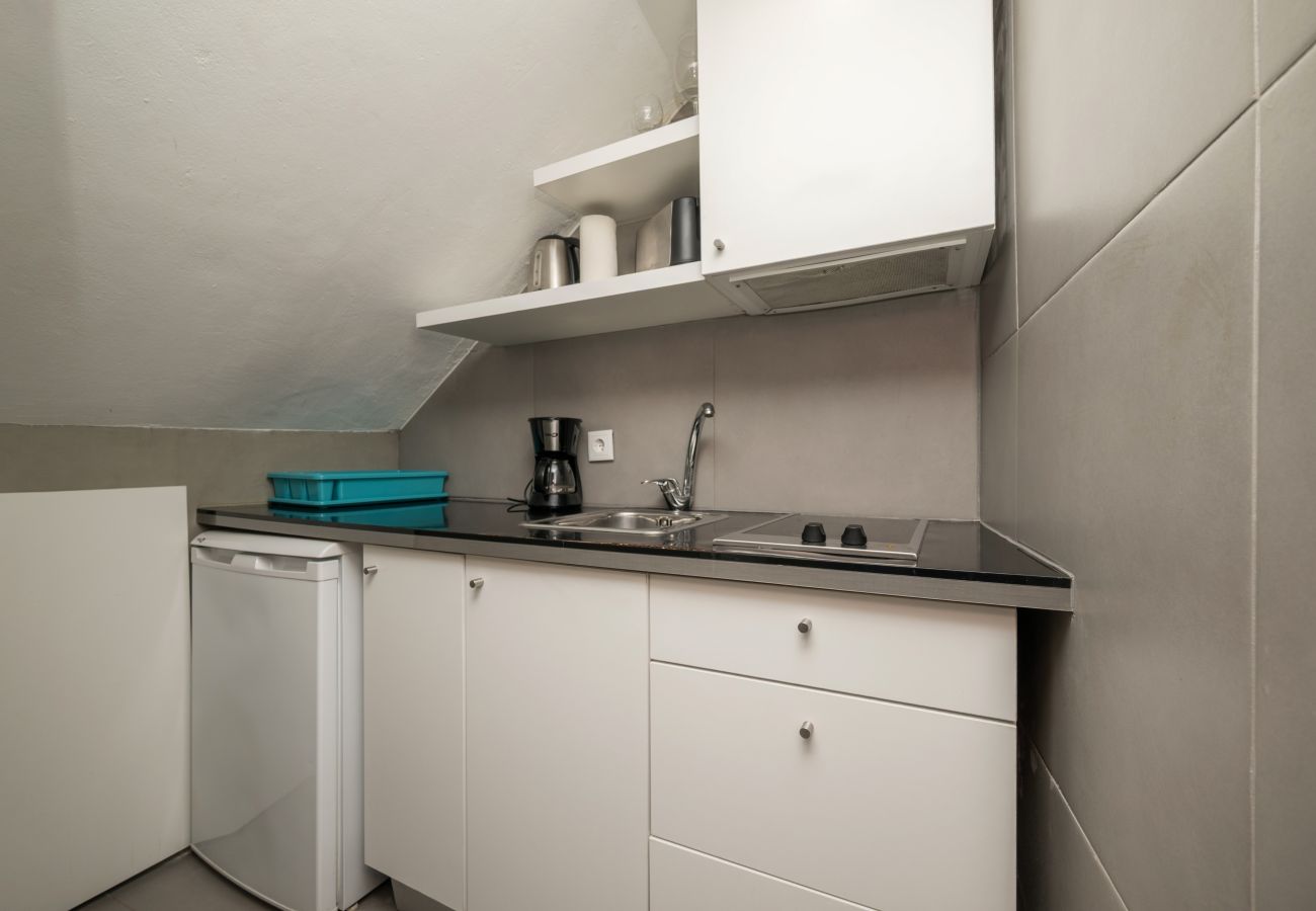 Studio in Lisbon - Downtown Typical by Hosty