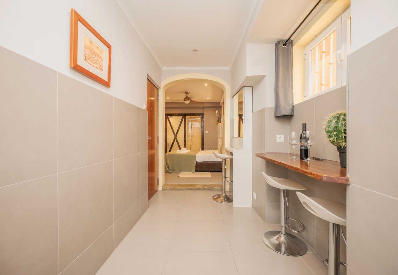 Studio in Lisbon - Downtown Typical by Hosty