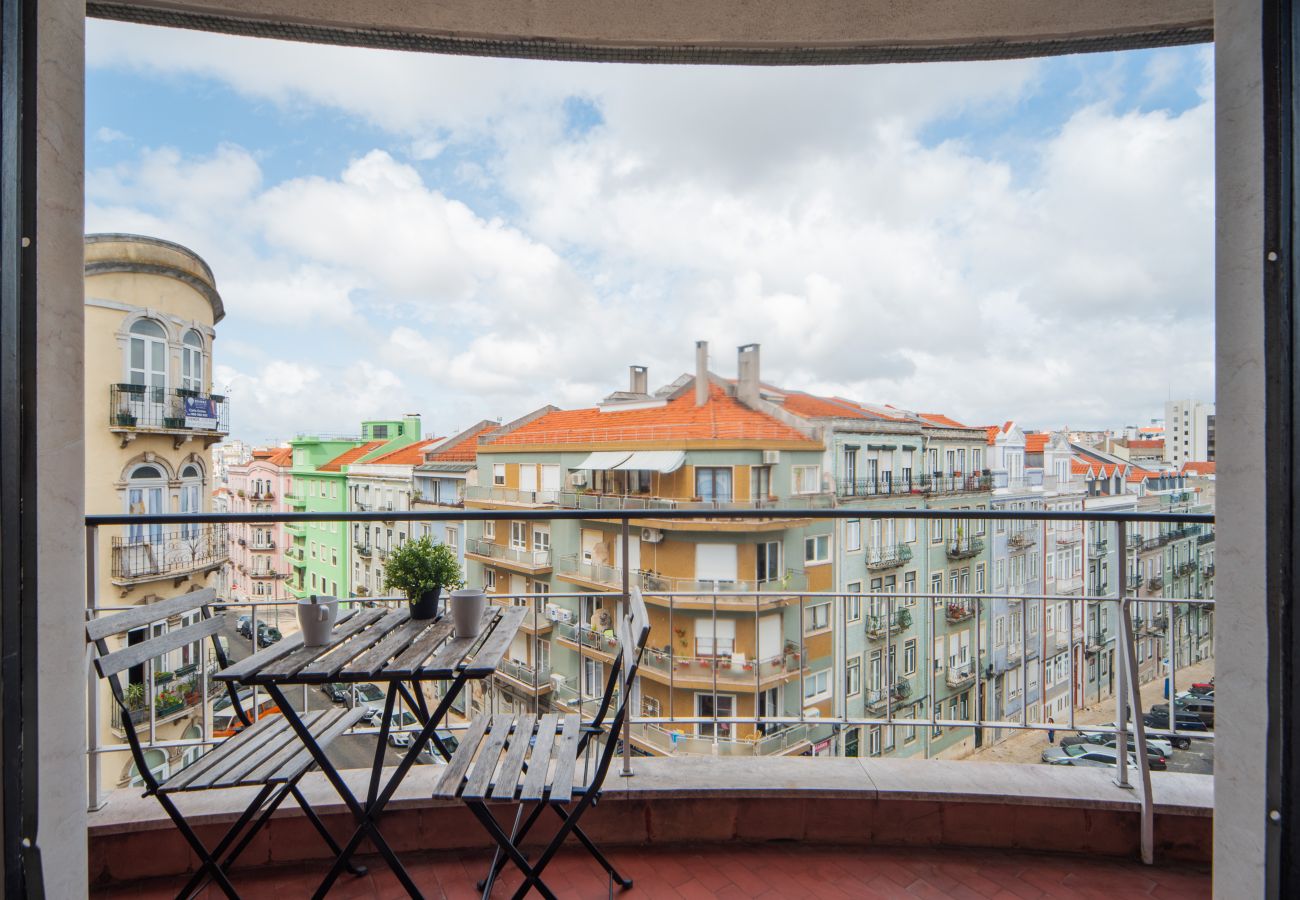 Apartment in Lisbon - Marques Typical by Hosty