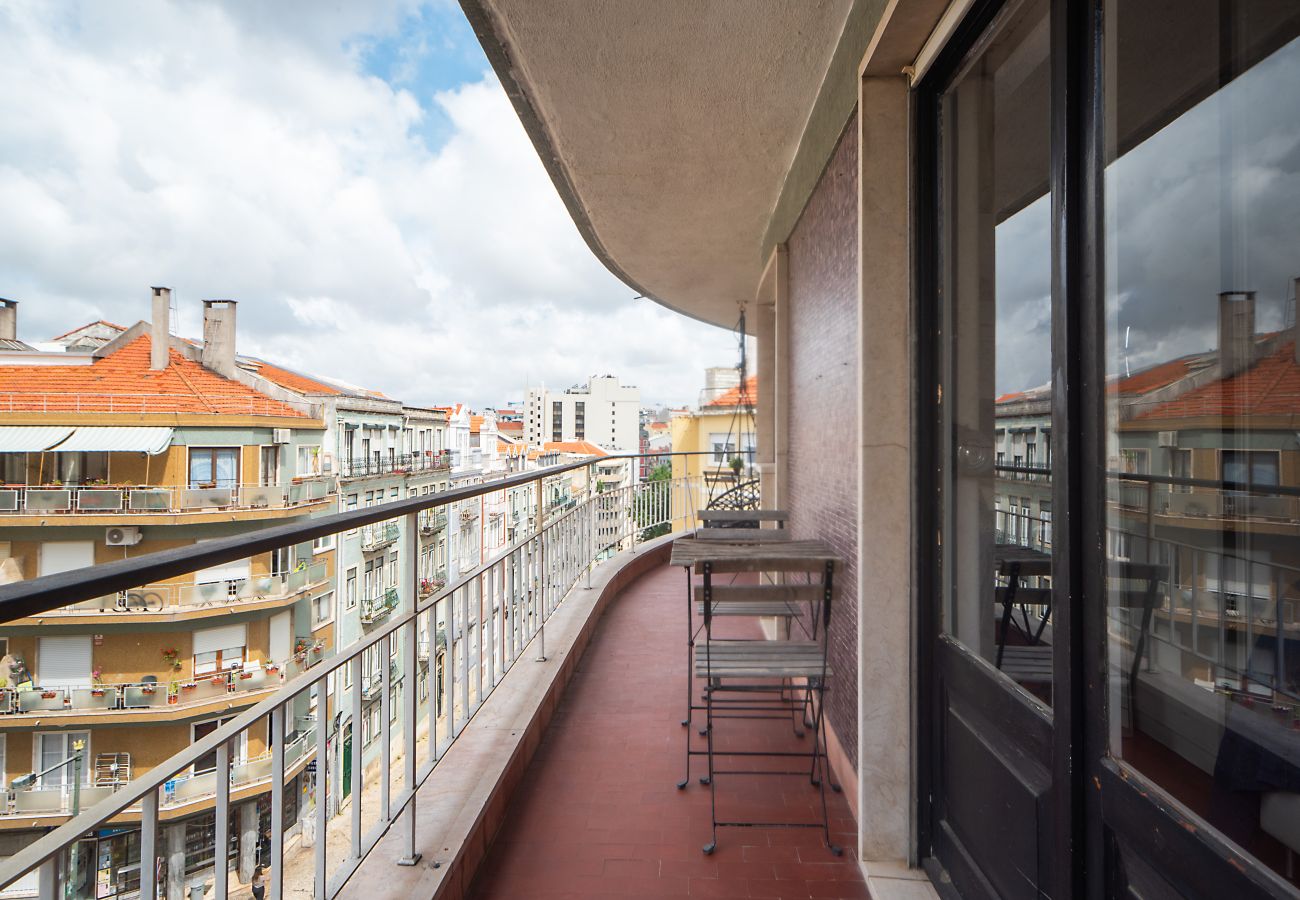 Apartment in Lisbon - Marques Typical by Hosty