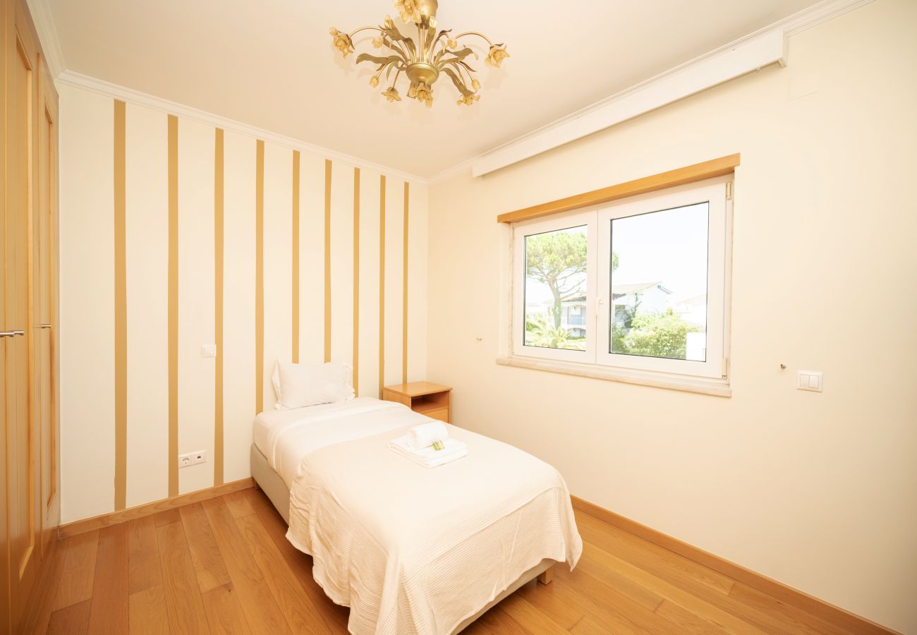 Villa in Parede - Parede Villa By Hosty