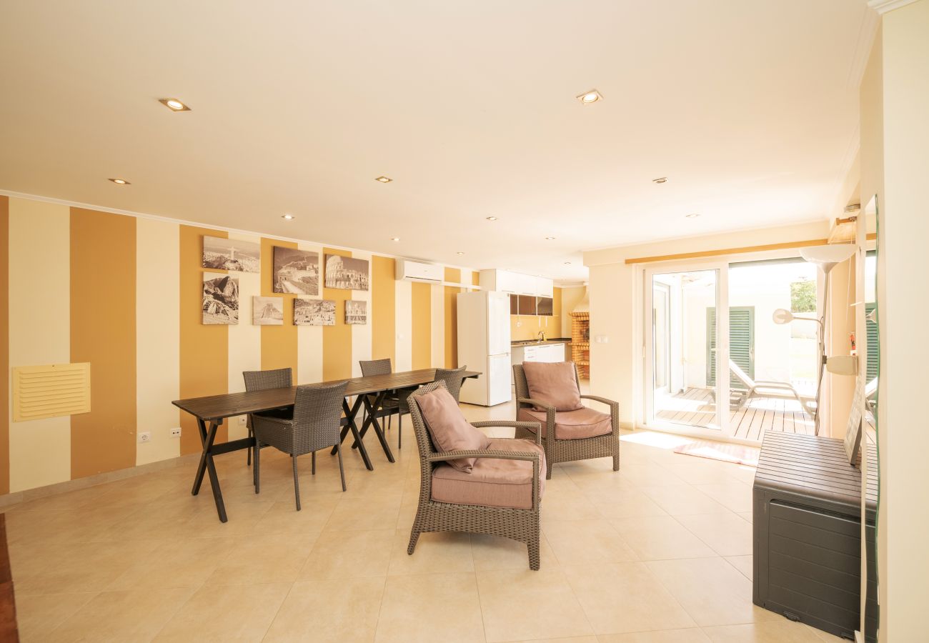 Villa in Parede - Parede Villa By Hosty