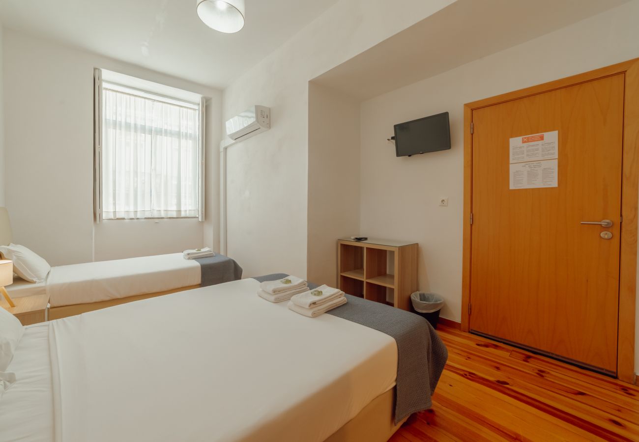 Rent by room in Porto - DEAR 101 by Hosty
