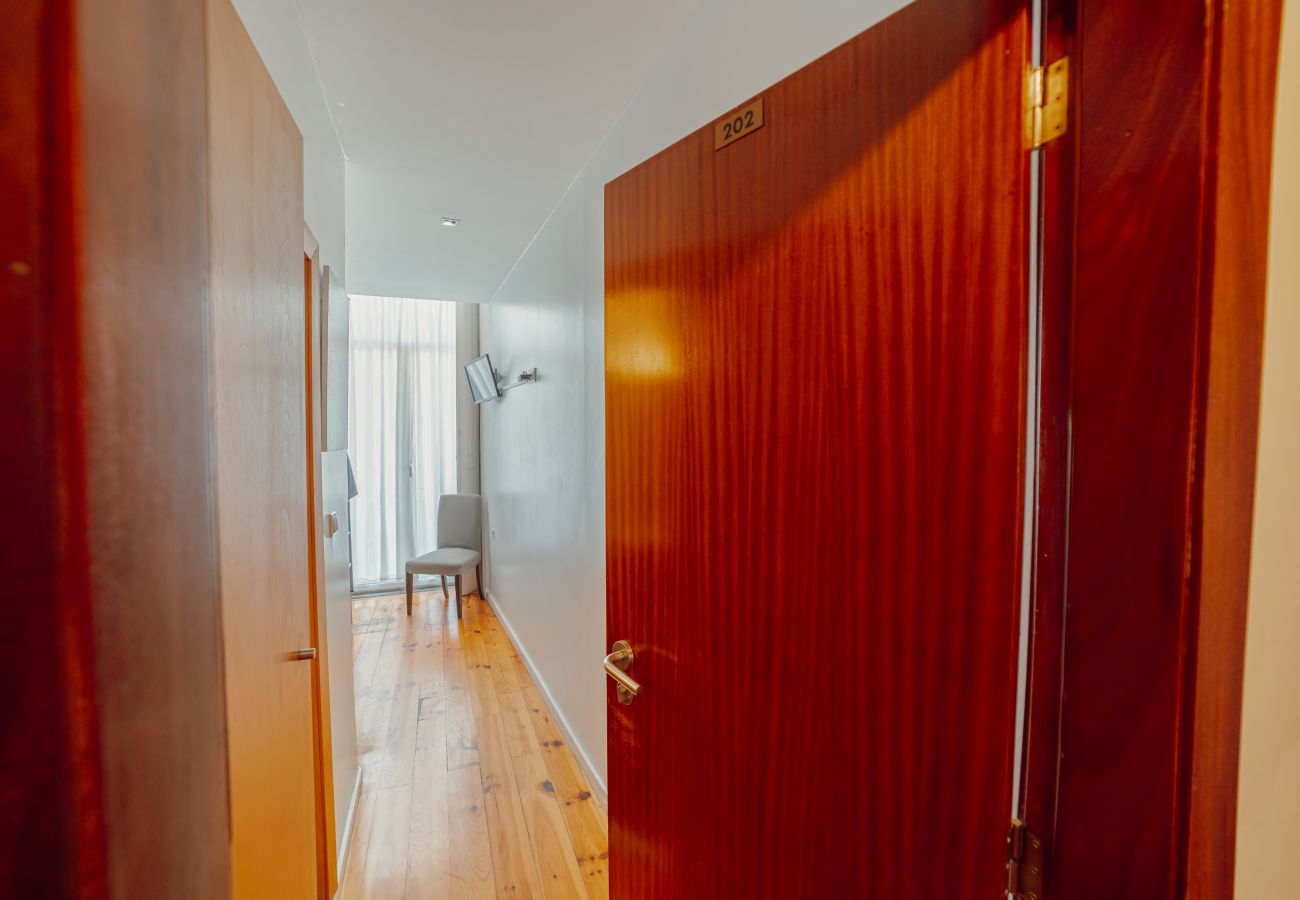 Rent by room in Porto - DEAR 202 by Hosty