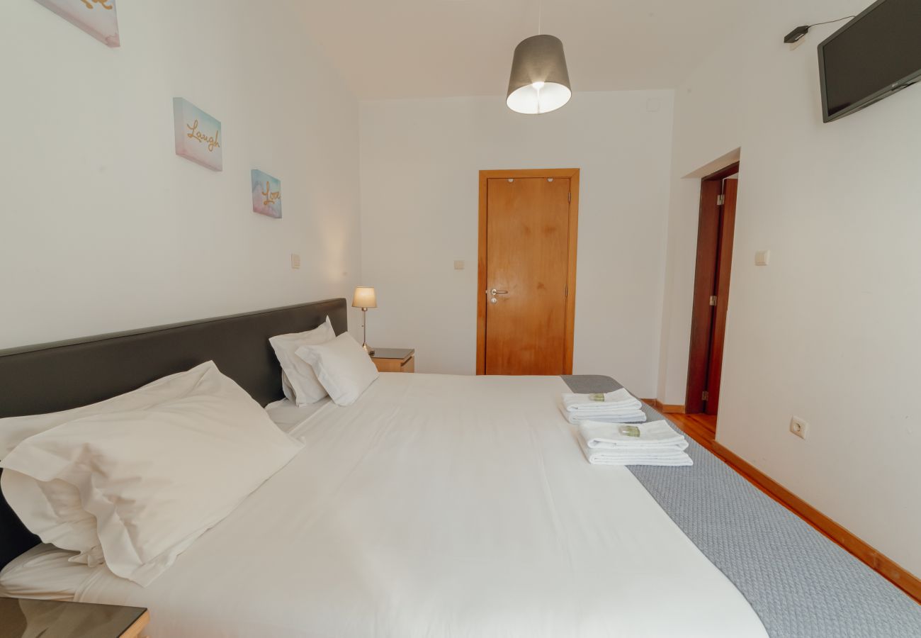 Rent by room in Porto - DEAR 303 by Hosty