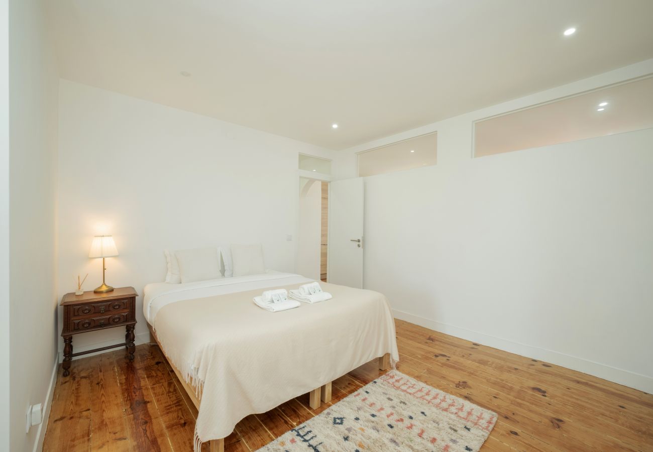 Apartment in Lisbon - Marques Design by Hosty