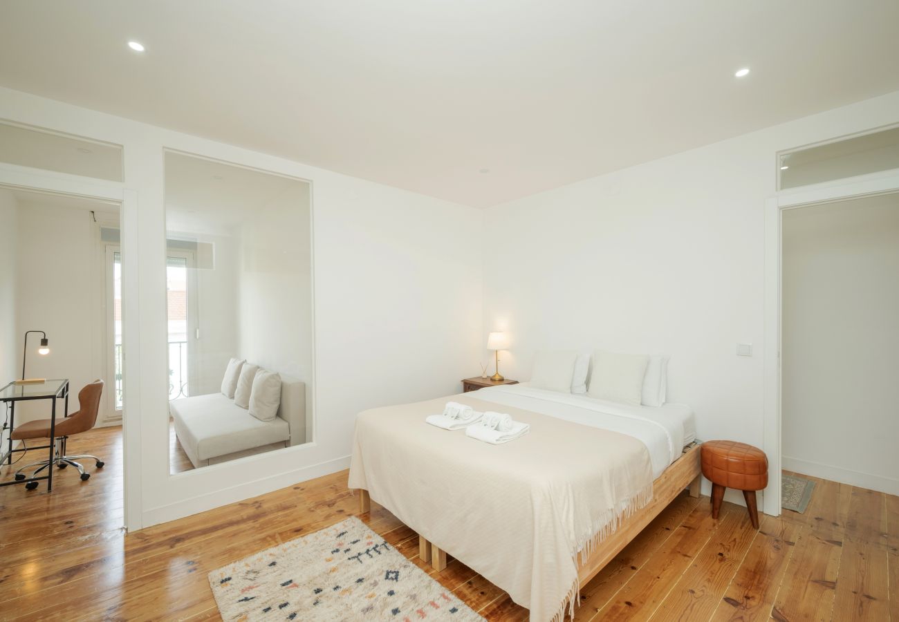 Apartment in Lisbon - Marques Design by Hosty