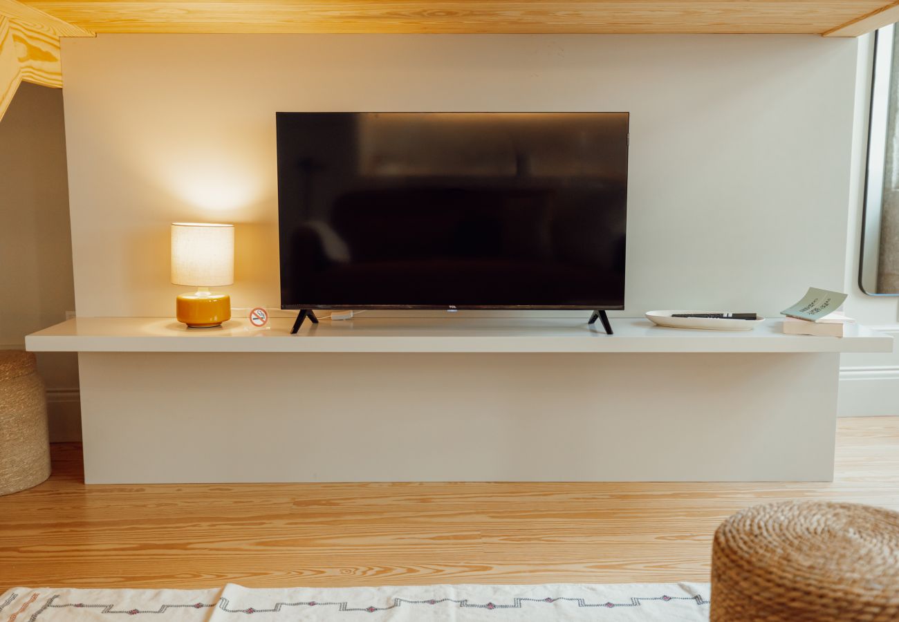 Studio in Porto - Deluxe Studio by Hosty