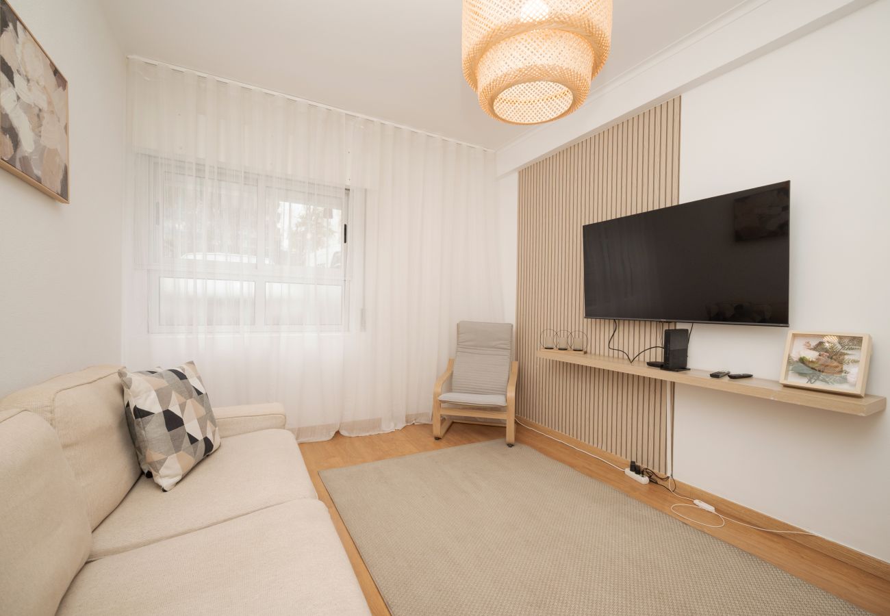 Apartment in Queluz - Queluz Design by Hosty