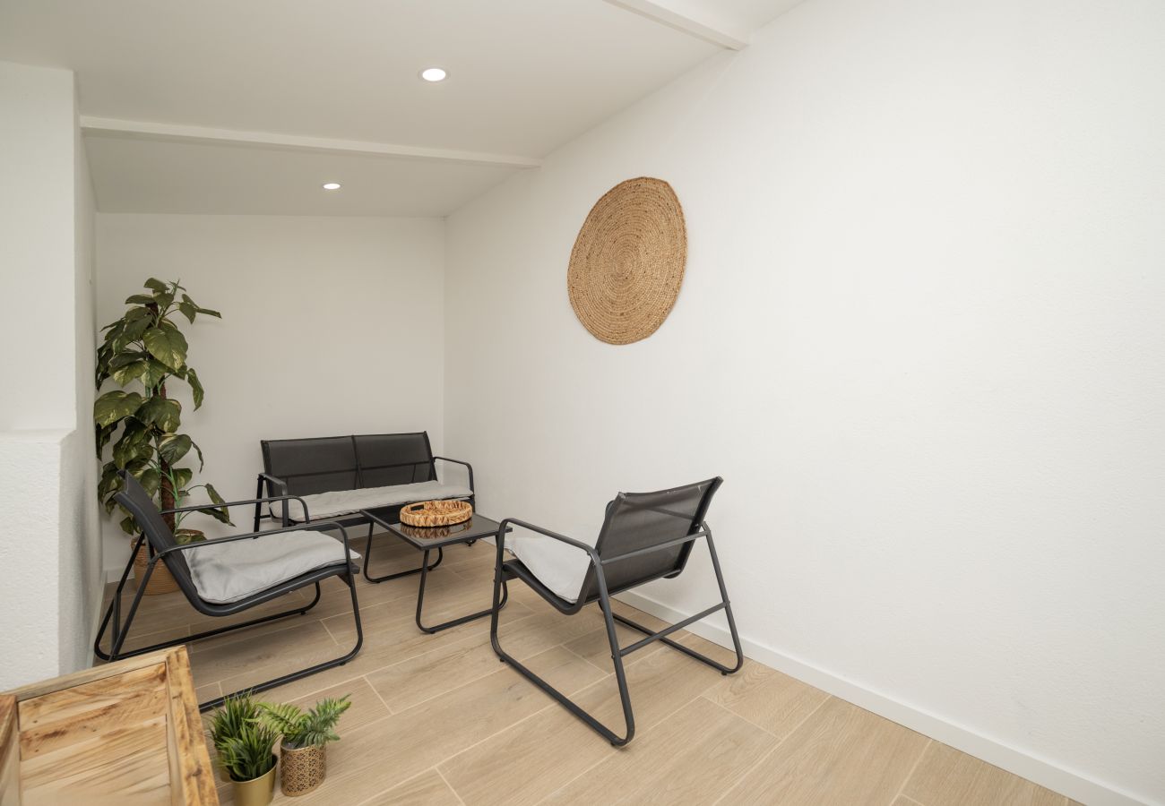 Apartment in Sacavém - City Garden House by Hosty