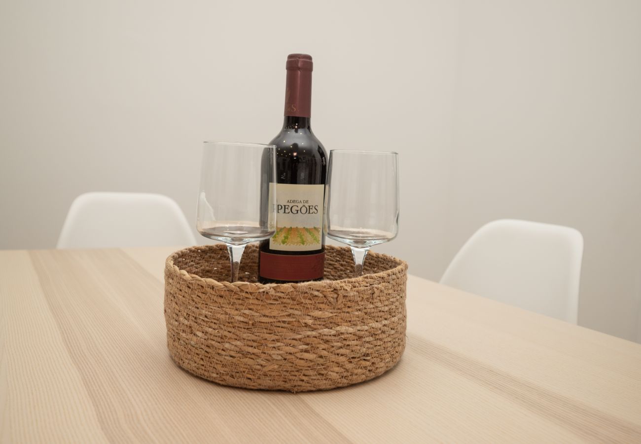 Apartment in Sacavém - City Garden House by Hosty