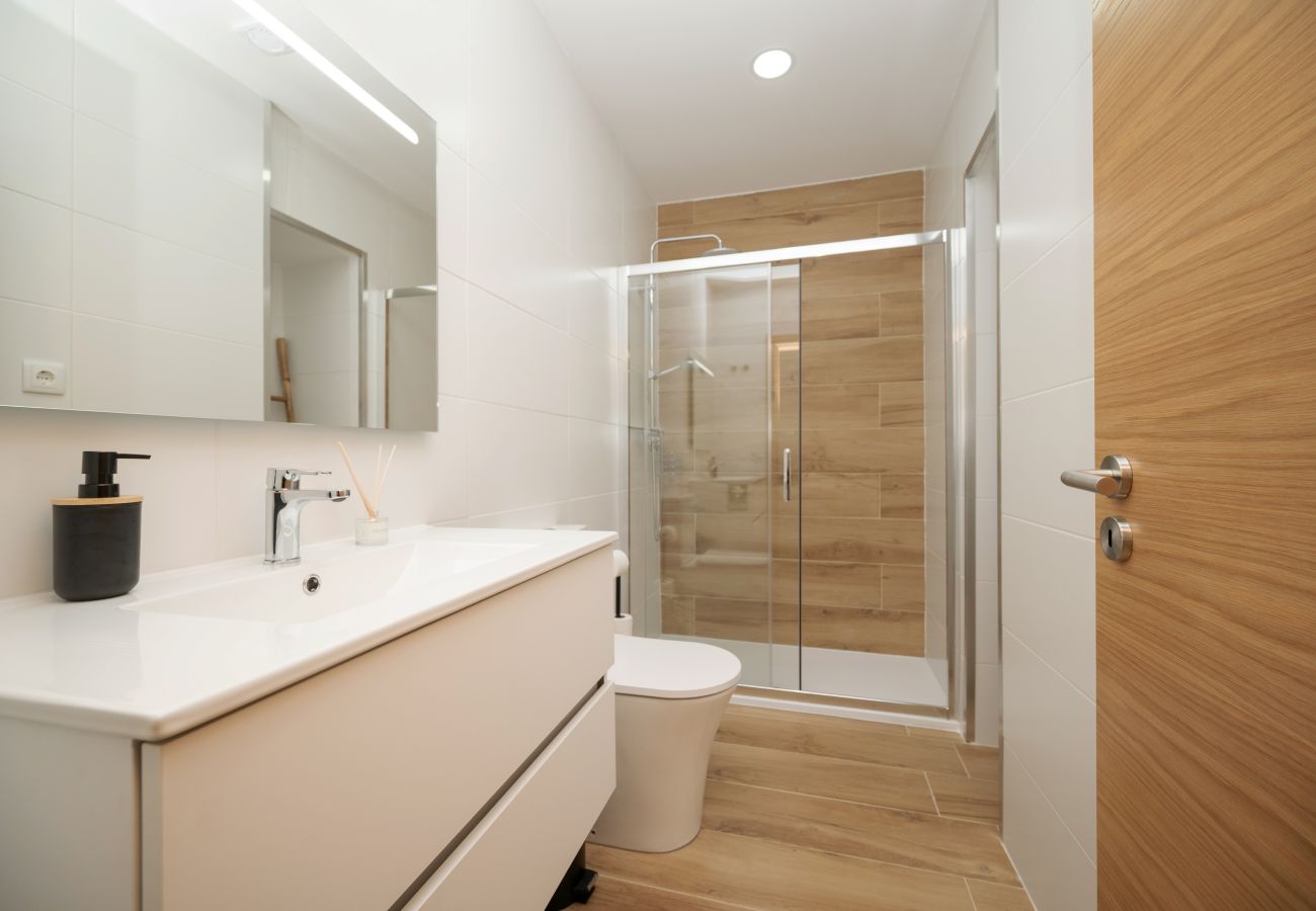 Apartment in Sacavém - City Garden House by Hosty