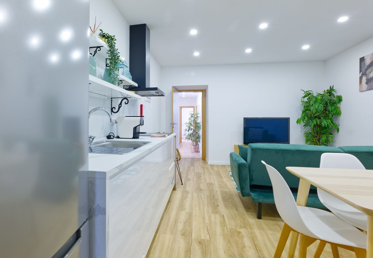 Apartment in Sacavém - City Garden House by Hosty