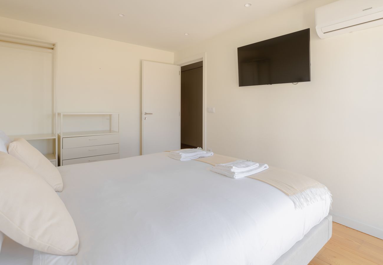 Apartment in Porto - Trindade Skyline Premium by Hosty