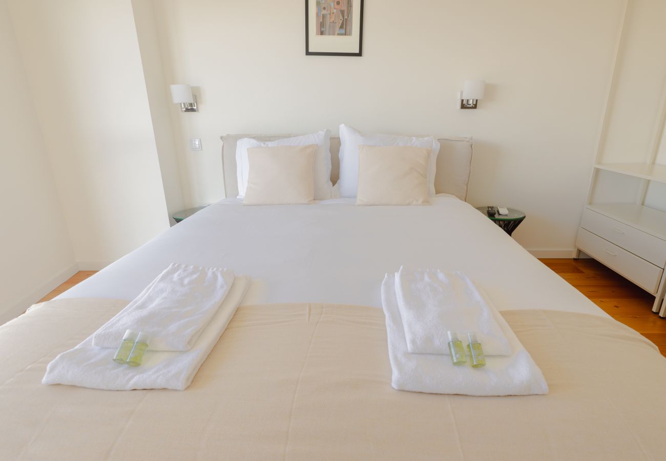 Apartment in Porto - Trindade Skyline Premium by Hosty